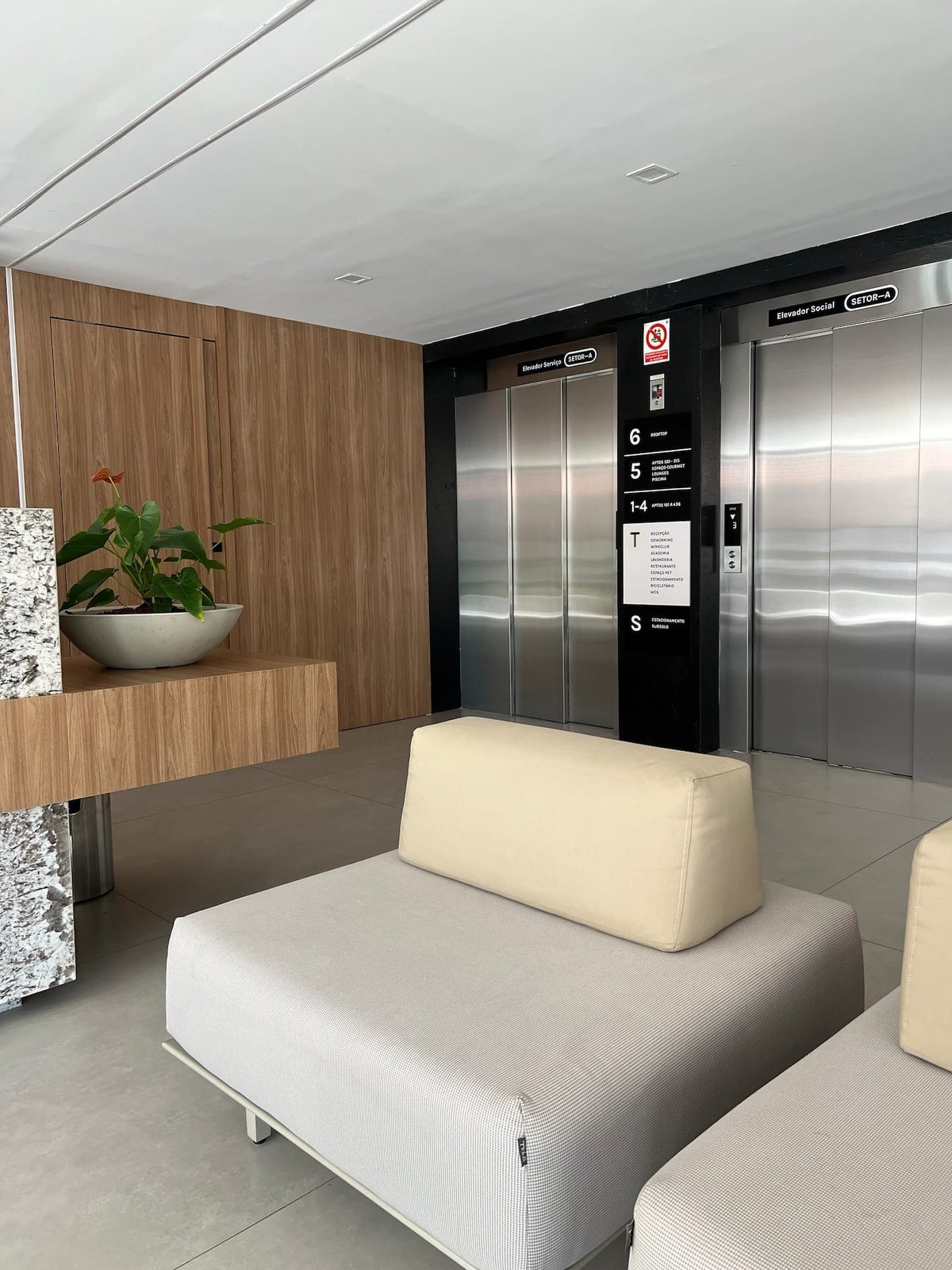 Hall dos elevadores — Fortune