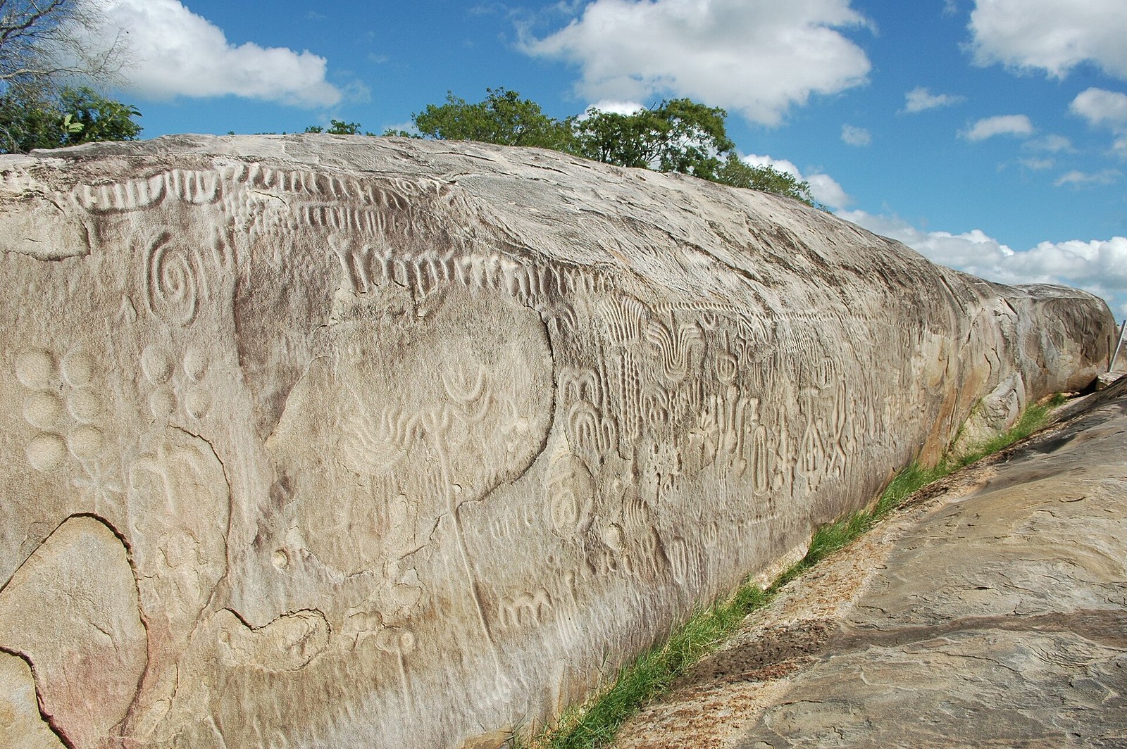 Ingá and Mogeiro: the rock, and what surrounds it — João Pessoa e região