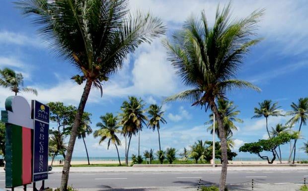 Seafront street — Mar do Cabo Branco