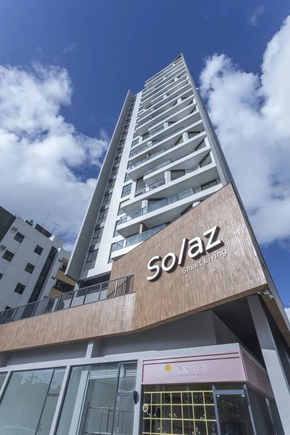 Façade detail — Solaz Smart Living