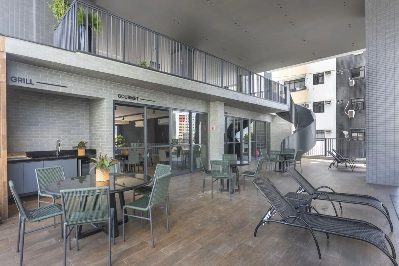 Grill and leisure area — Solaz Smart Living